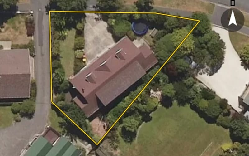 218 Larnach Road
