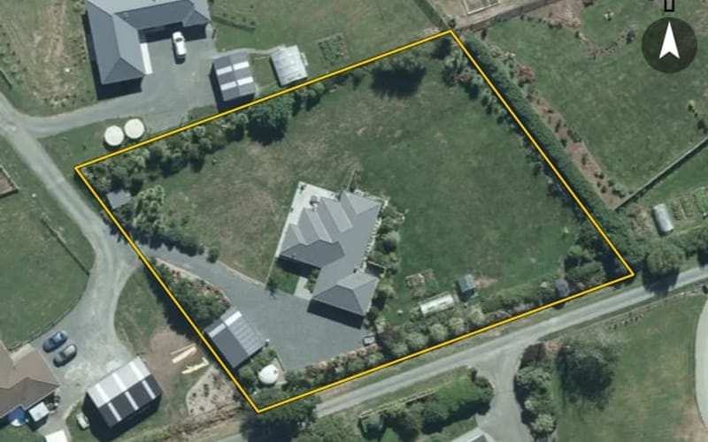 17 Kakariki Way