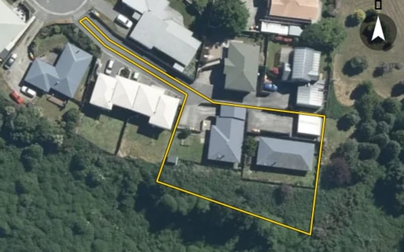 23 Lachlan Place