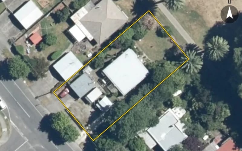 707 Oliphant Road