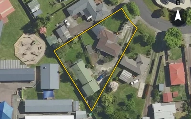 16B Upland Road