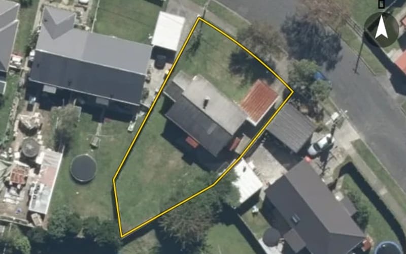 2 Avery Grove