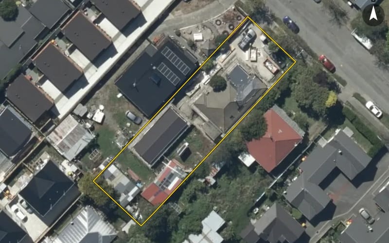 32 Silvester Street