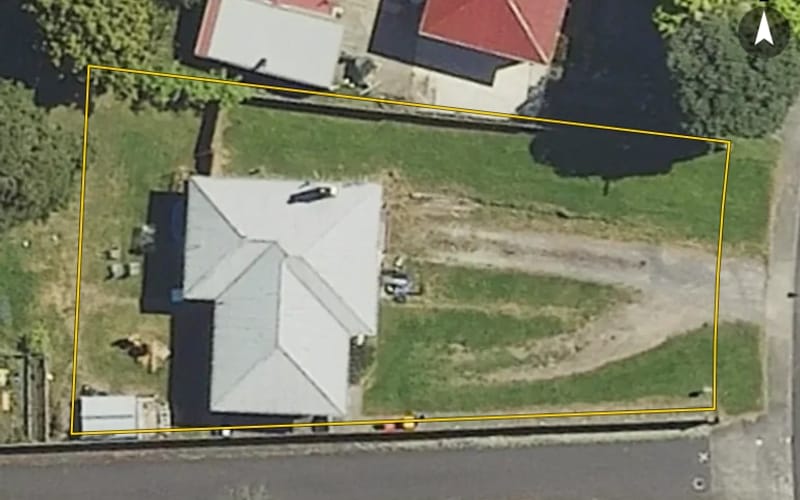 71 Thomas Crescent