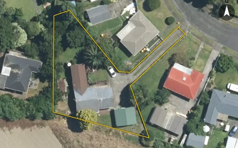 11 Leatham Crescent