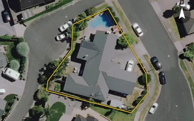16 Cherie Close