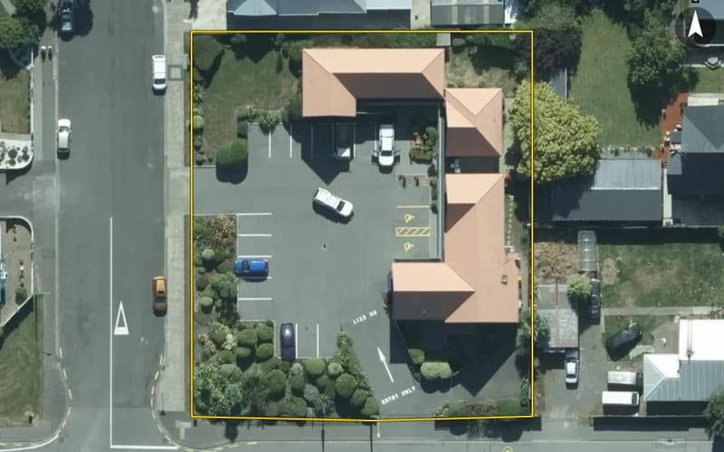 1-9 MacMaster Street