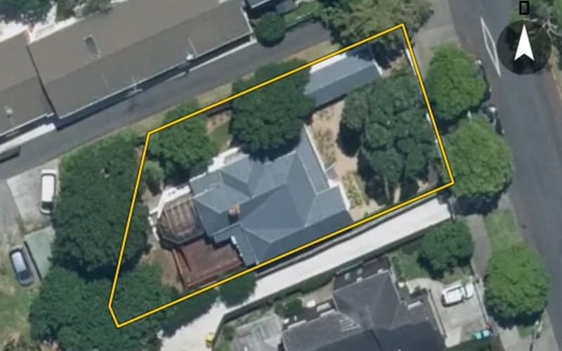 56 Waiatarua Road