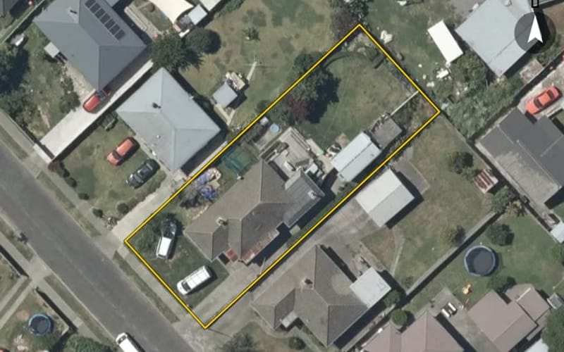10 Shackleton Street