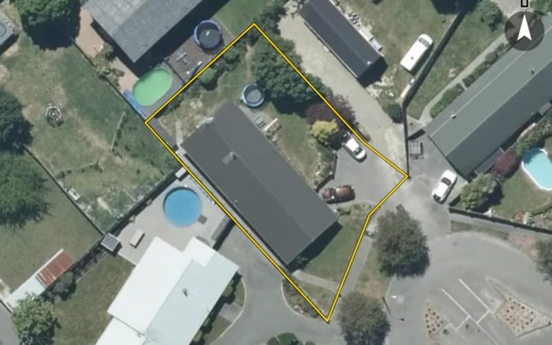 8 Ascot Place