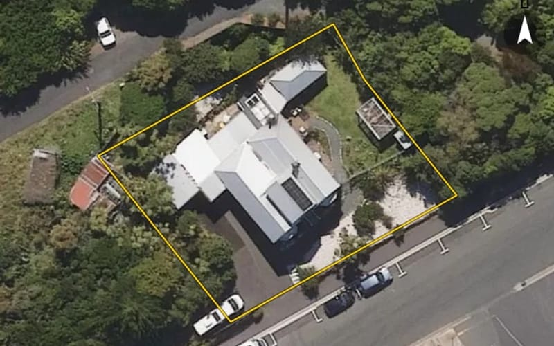 11 Island Terrace