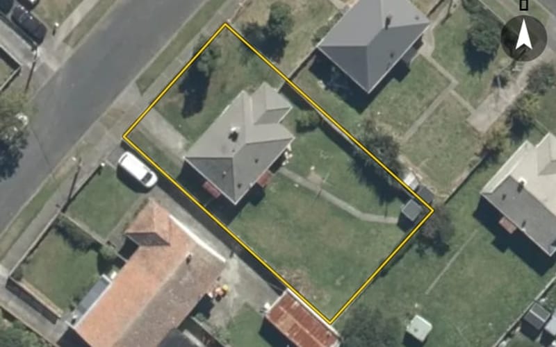 40 Compton Crescent