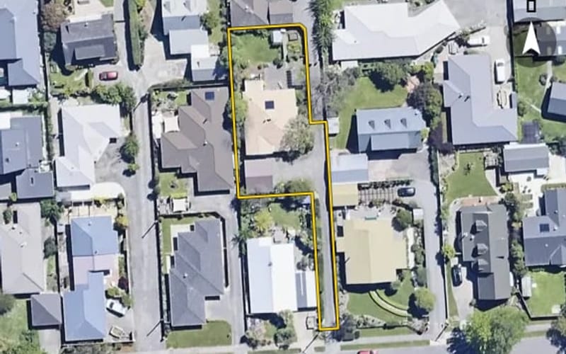 18A Lakings Road
