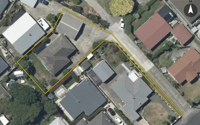 17 Anzac Avenue
