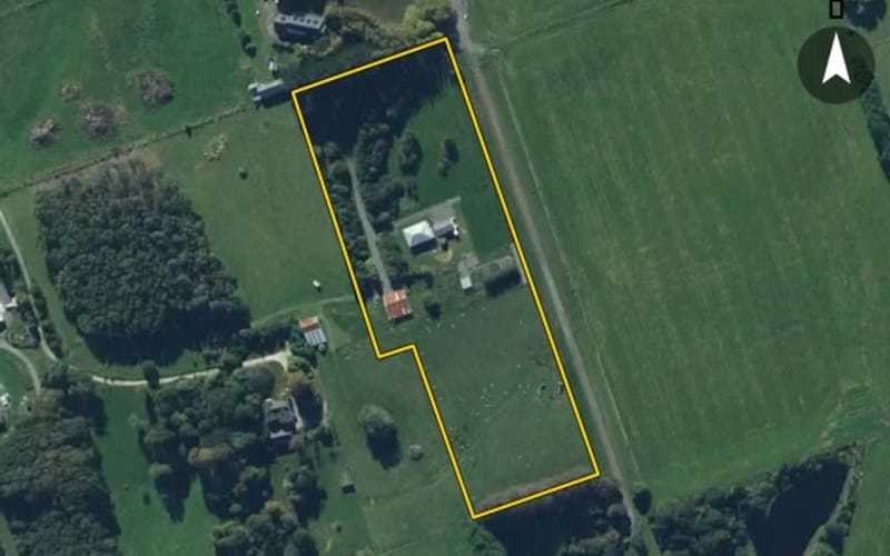 52 McKellar Road