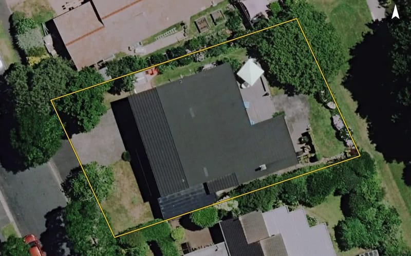 6 McInnes Place
