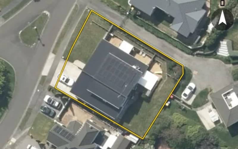 32 Lanyon Place