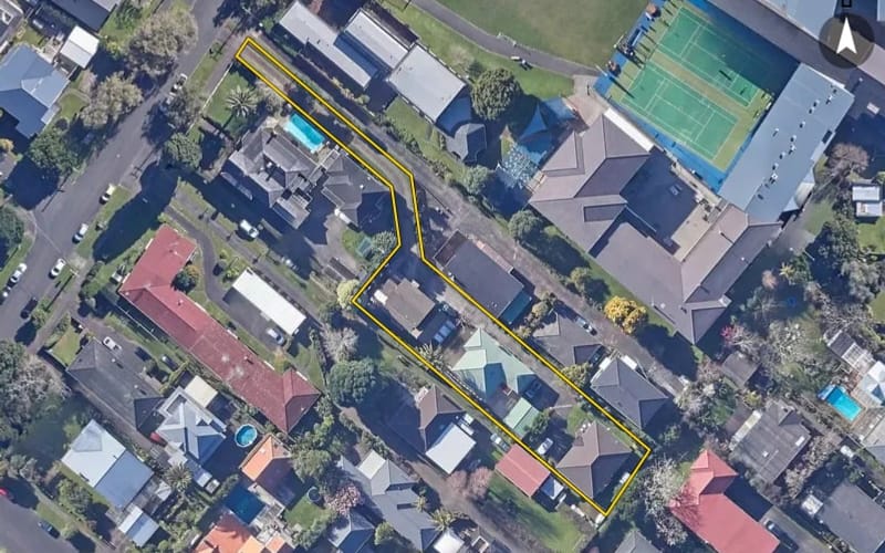 A/28A Kitenui Avenue
