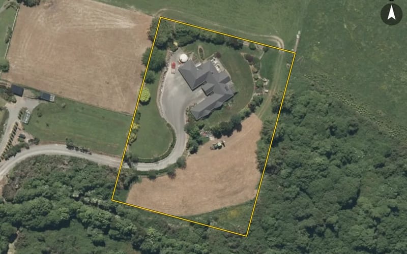 77 Ribbonwood Road