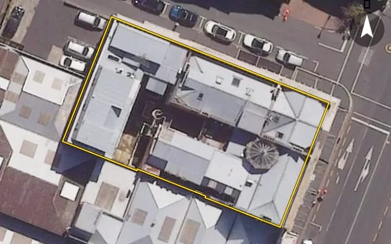 31 Dowling Street