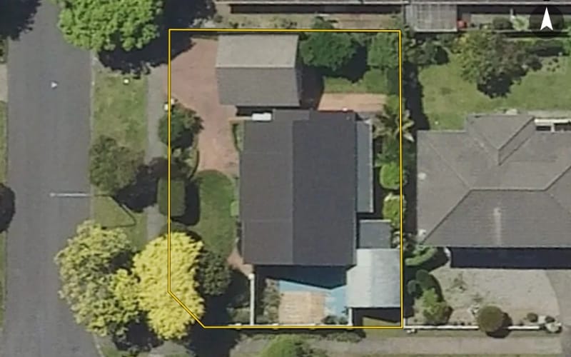 24 Lytton Street