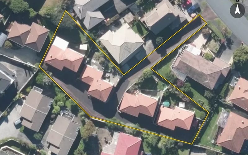 2/8 Kells Place