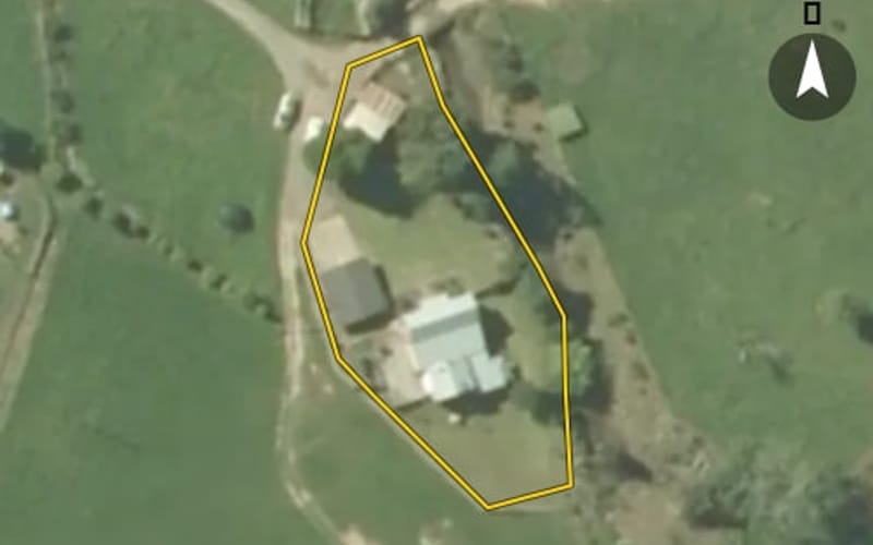 3746 Mokau Road