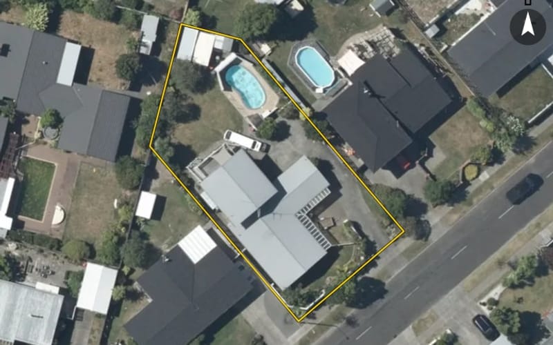 7 Upham Crescent