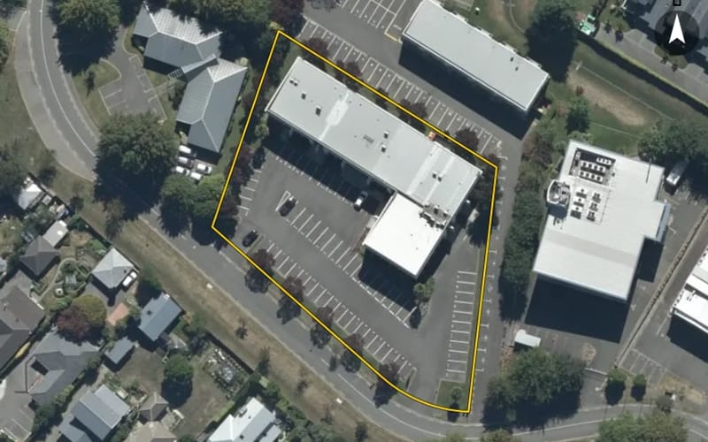 35 Sir William Pickering Drive