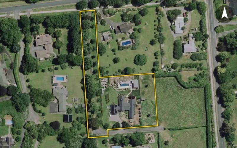 15A Riverglade Drive