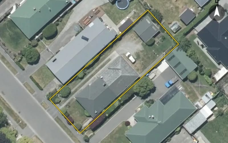 42 Reid Crescent