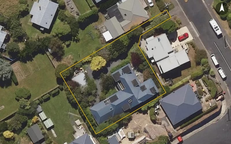 53 Earls Road