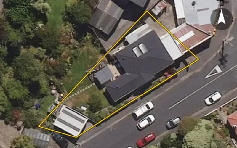 100 Neidpath Road