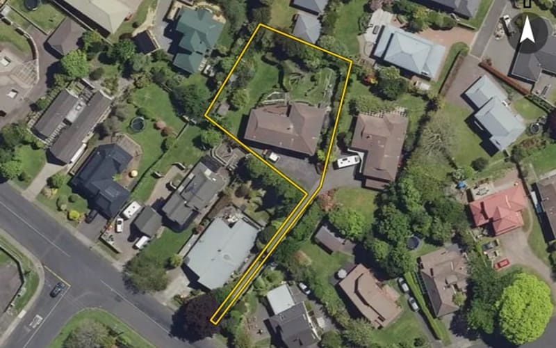 80 Iles Road