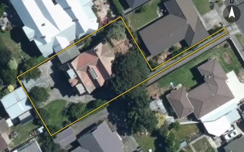 9 Sutherland Crescent