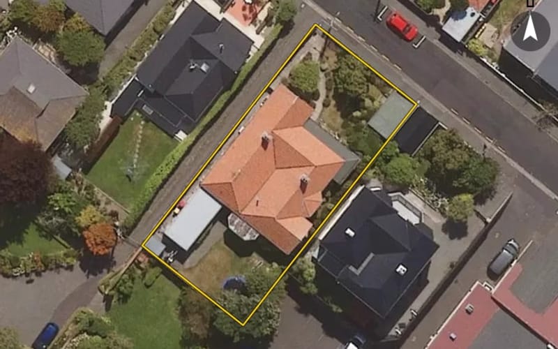 16 Sheen Street