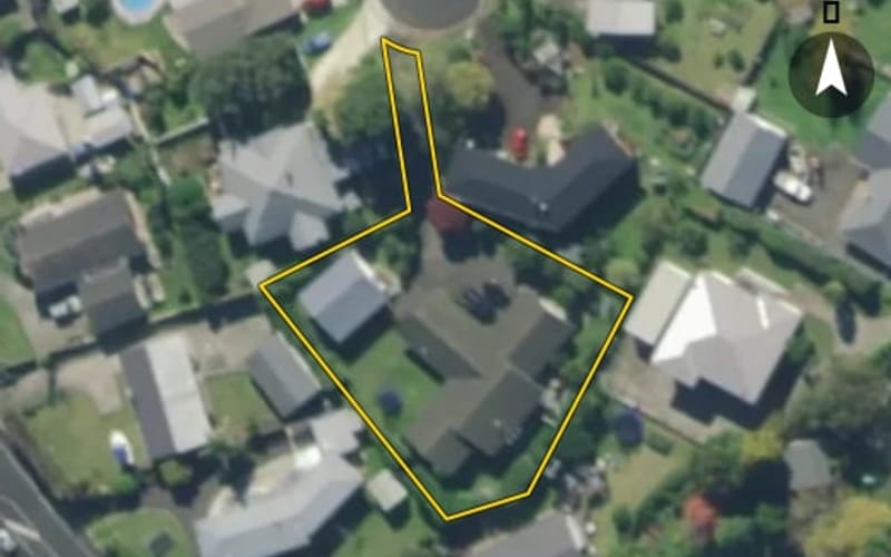 13 Lincoln Place