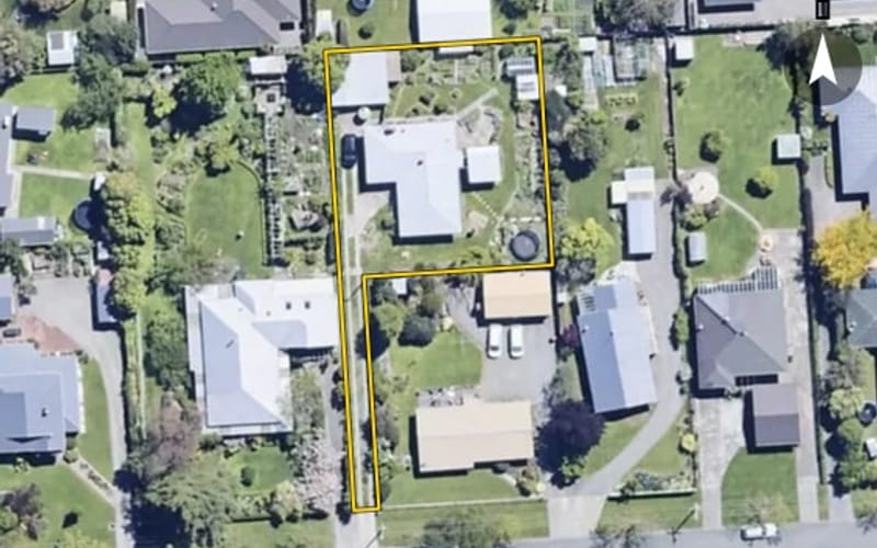 10A McCallum Street