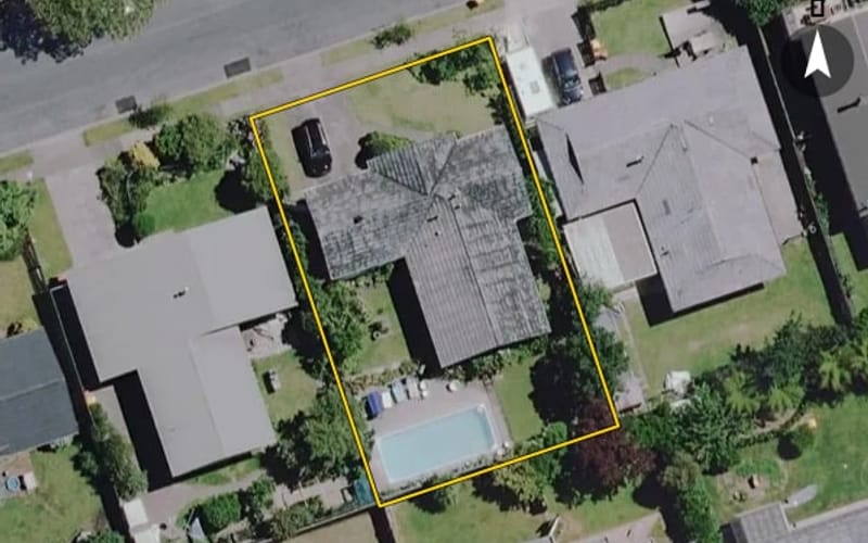 10 Hillary Street