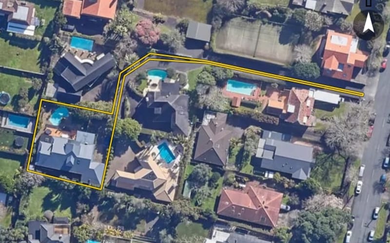 2 Shipherds Close