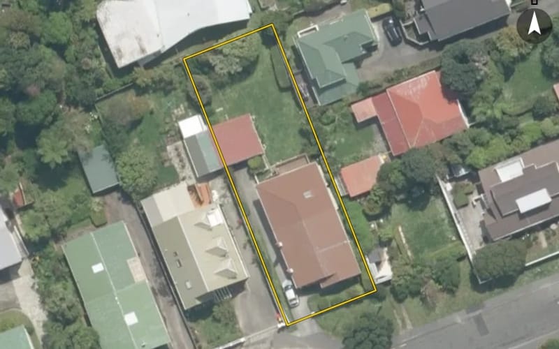 8 Henderson Street