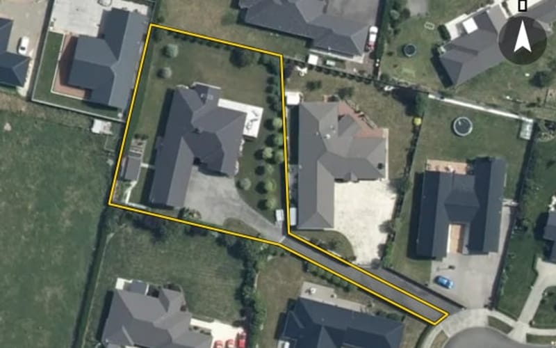 12 Landon Way