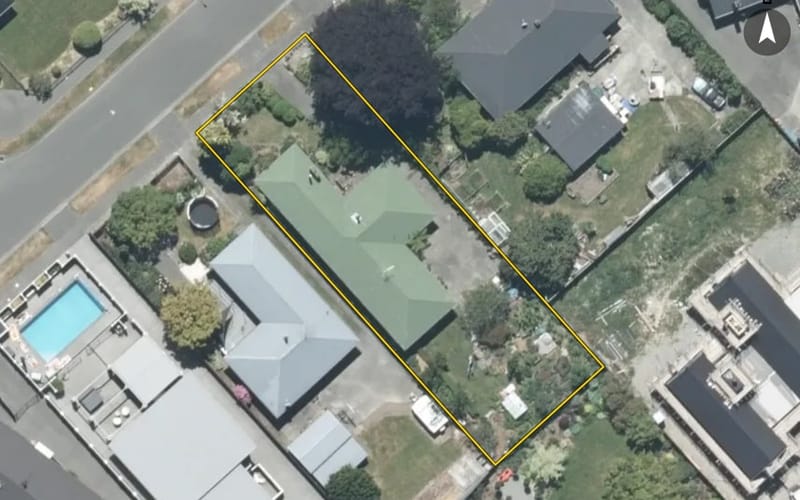 22 Reid Crescent