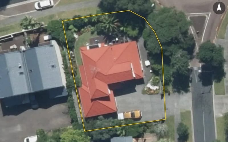 1 Margaret Henry Crescent