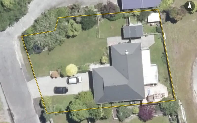 24 Dents Road