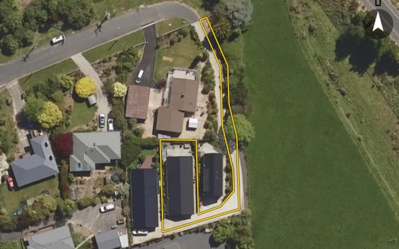 8 Boundary Road