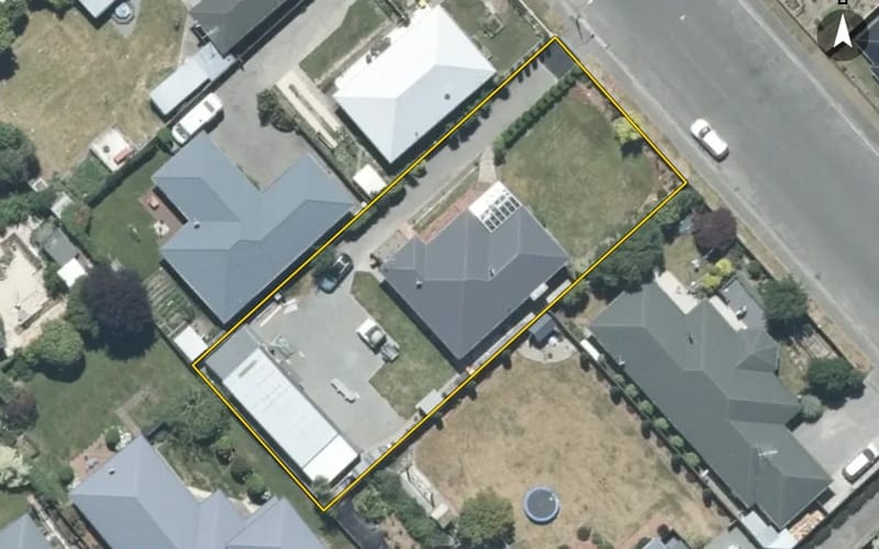 15 Walshs Road