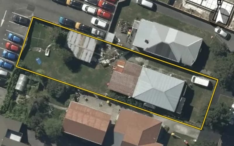 3 Defoe Place