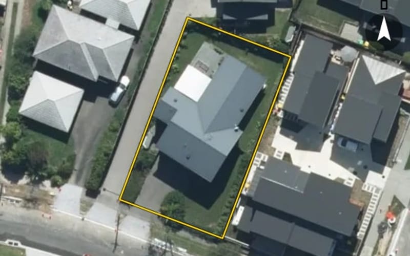 48A Castledine Crescent