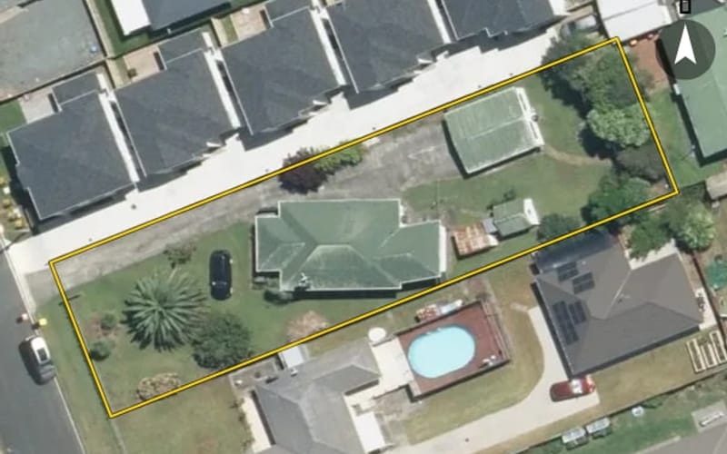 21 Hill Crescent